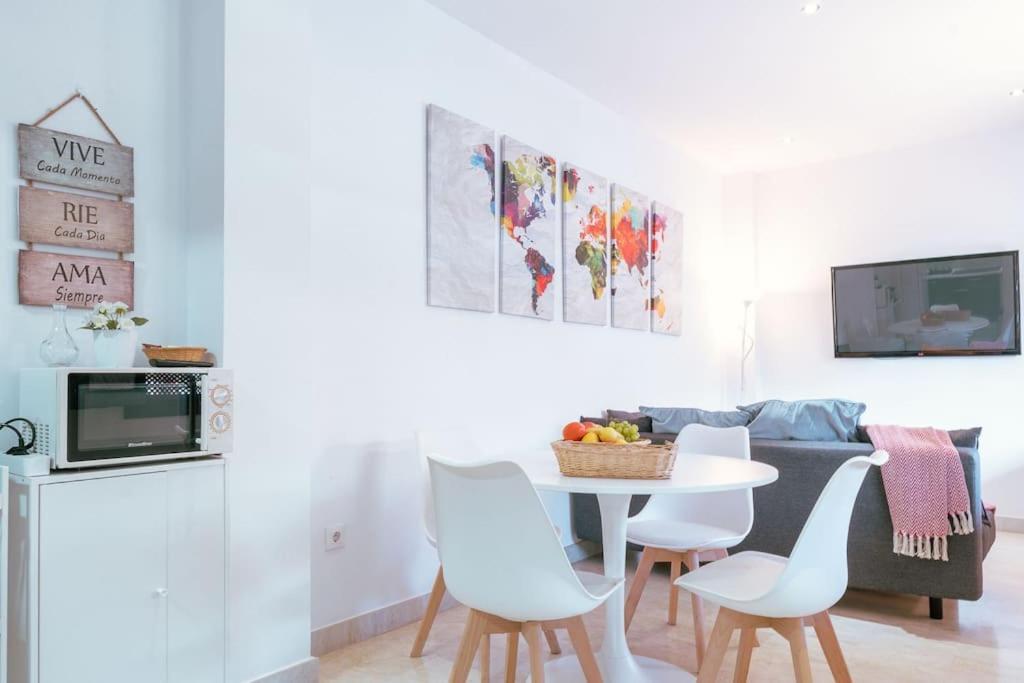 Apartamento Con Encanto En Patio Sevillano Exterior photo